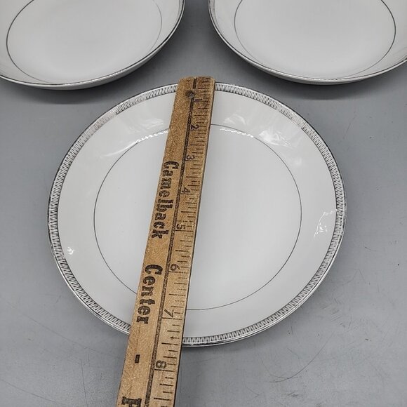 Mikasa Barclay Cereal Soup Bowl 7.5" White Silver Porcelain 8258 Set Of 3 - Picture 4 of 5